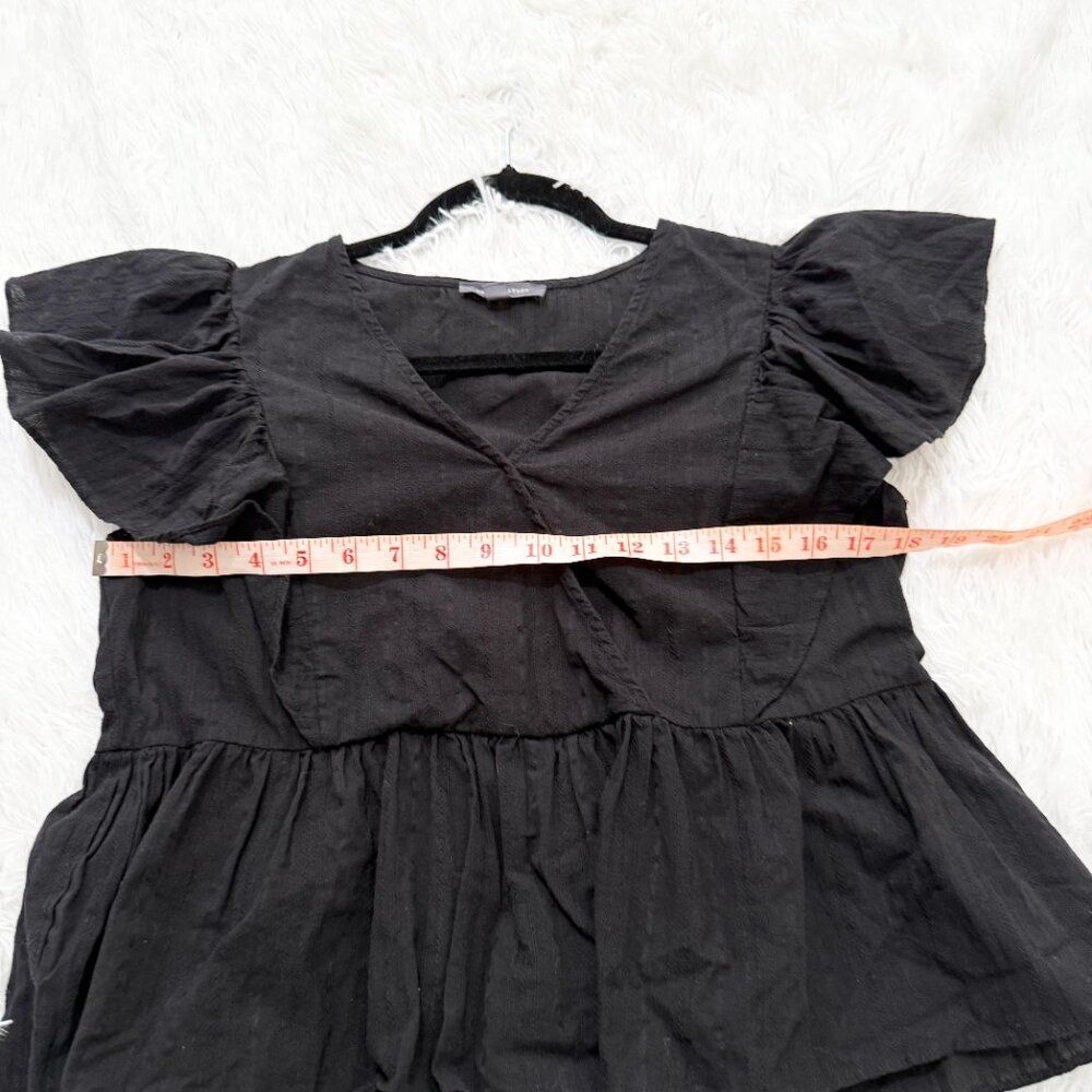 Women Grade & Gather Women V-Neck Flutter Sleeves Plain Top in Black Size Small - Picture 5 of 8